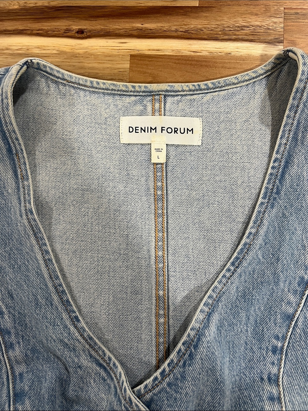 Aritzia - Denim Forum - The 90s Mia Denim Vest - Size Large - Picture 9 of 9